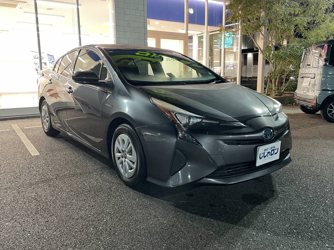 トヨタ プリウスをご納車しました！