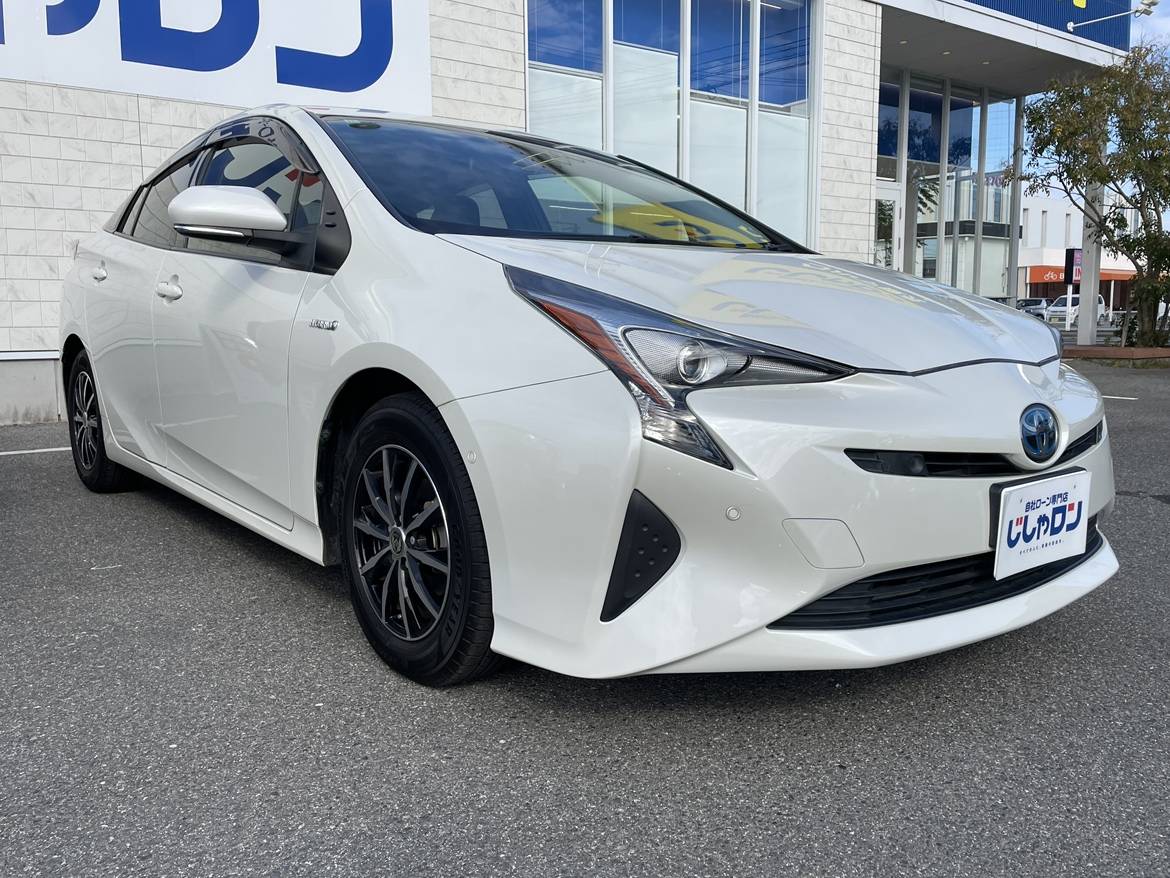 トヨタ プリウスをご納車しました！