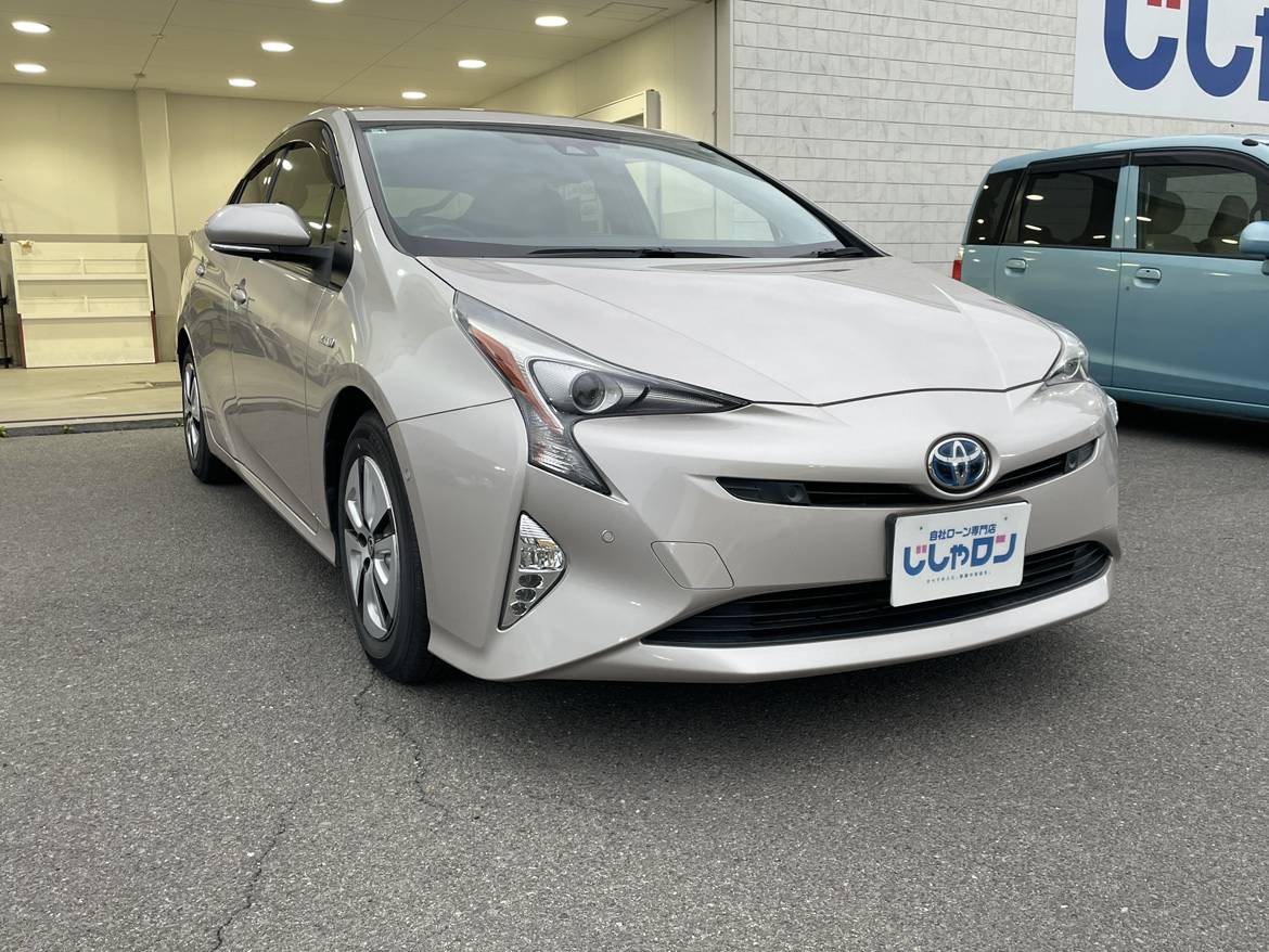 トヨタ プリウスをご納車しました！