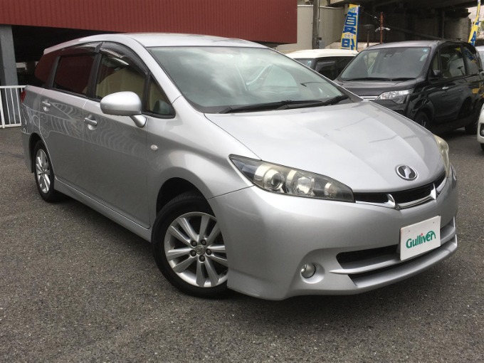 ☆最新入庫情報☆　トヨタ　ウィッシュ