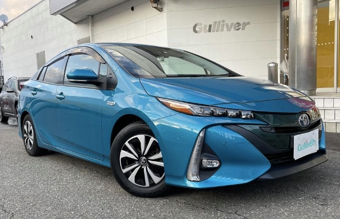 H30 トヨタ プリウス ＰＨＶ Ｓナビパケ・セーフティプラス 4.6万キロ！入荷しました！