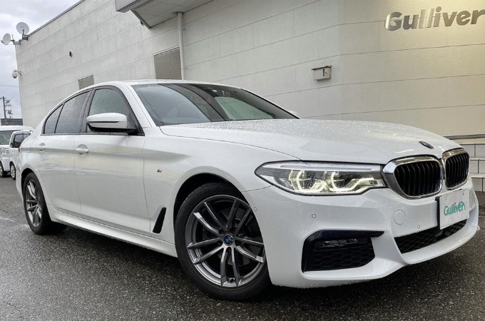 '20 ＢＭＷ ５２３ｄ ｘＤｒｉｖｅ Ｍスピリット 6.5万キロ！入荷しました！