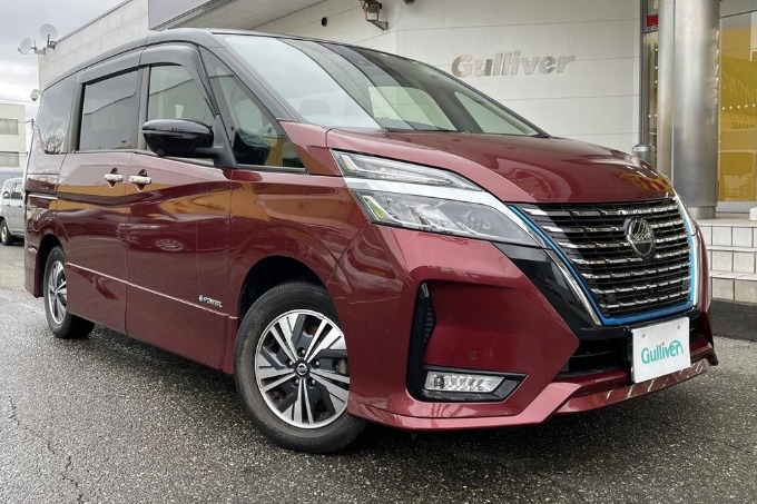 おすすめ車両！R02 日産 セレナ ｅ－パワー ハイウェイスター Ｖ 3.3万キロ！