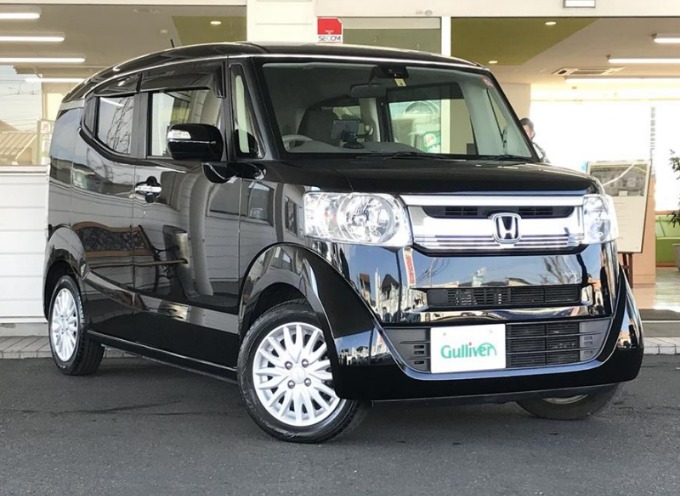 オススメ車両　N-BOXスラッシュ入荷情報！！！