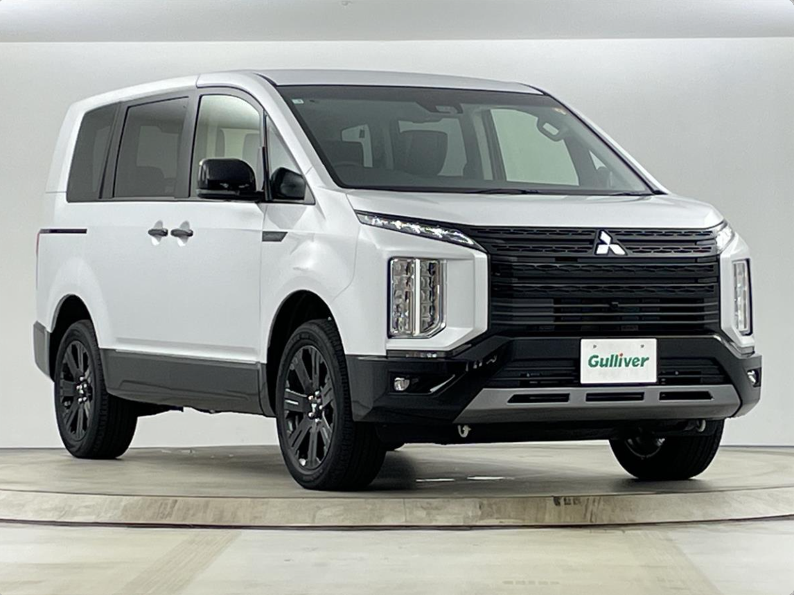 未使用車デリカD5シャモニー