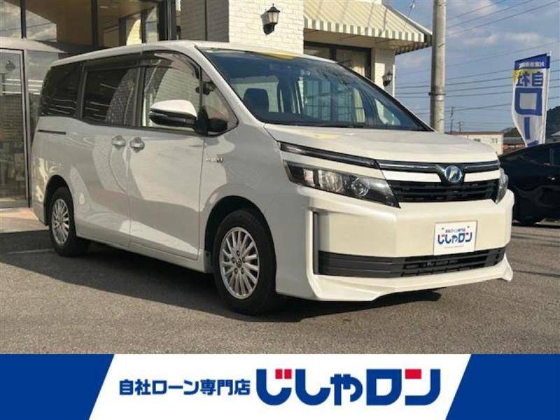 じしゃロン高知です。ヴォクシーハイブリット入荷致しました!!!