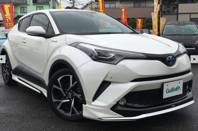 ヴェゼルとC-HRの比較