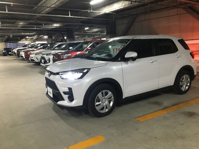 ☆★新年に向けて準備中★☆【中古車・登録済未使用車】SUV・ミニバン02