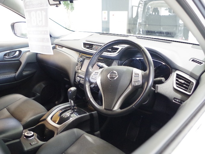 ★☆H27年式 日産 エクストレイル２０Ｘ エマージェンシーブレーキ　入荷しました！02