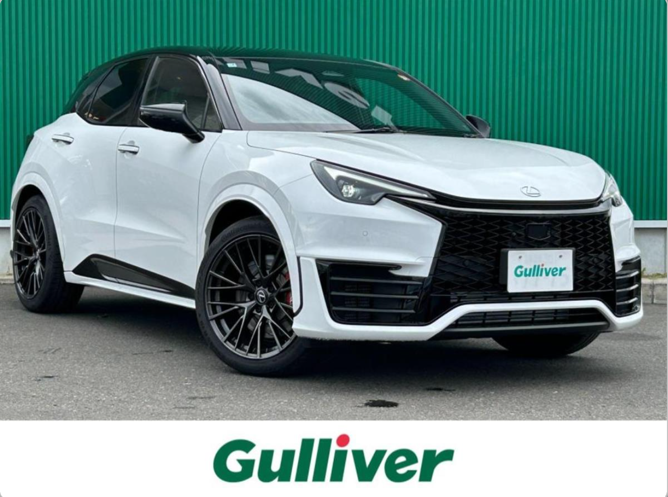 箕面マダムに人気！買い物も送迎もスマートにこなす「才色兼備」なコンパクトSUV。