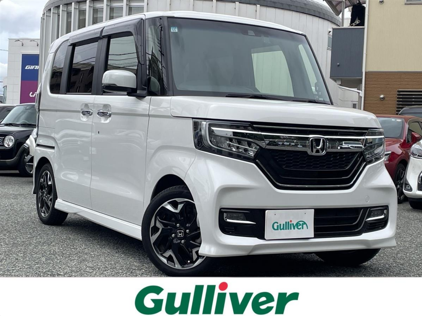 【特選車入荷】絶対王者！N-BOXカスタムのターボが入荷！！