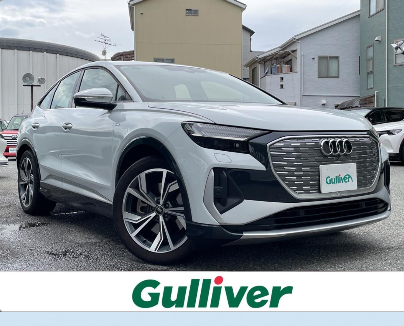 箕面市でAudi Q4 e-tronをお探しの方へ】R5年式・S line