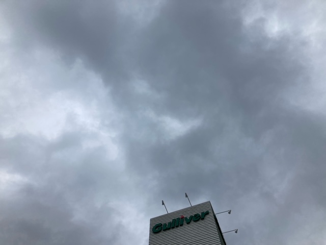 冬が～きたき～た～(;´Д｀)