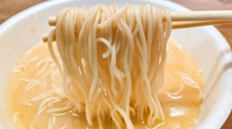 カップラーメン01