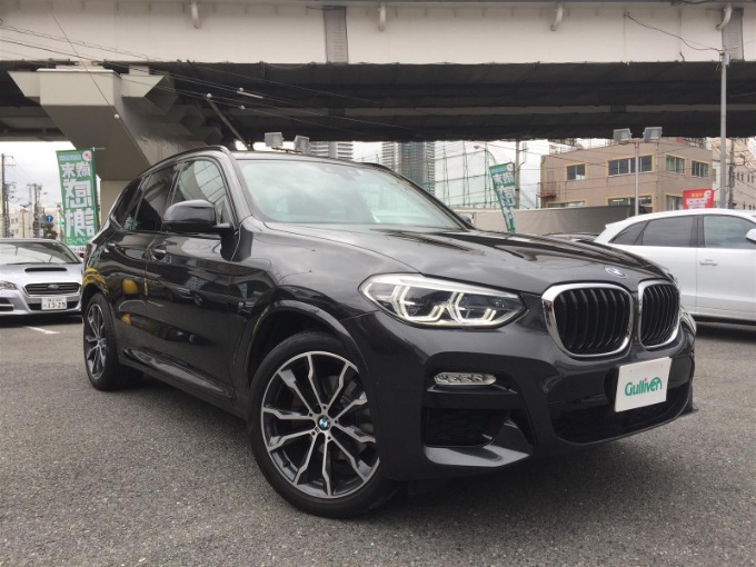 ☆中古車入庫情報☆　BMW　X3