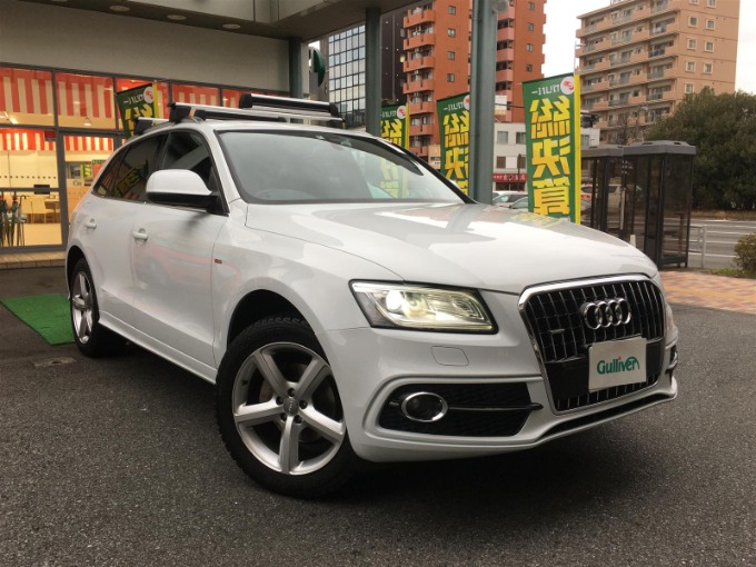 ☆中古車入庫情報☆　アウディ　Q5