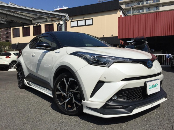☆最新入庫情報☆　トヨタ　C－HR