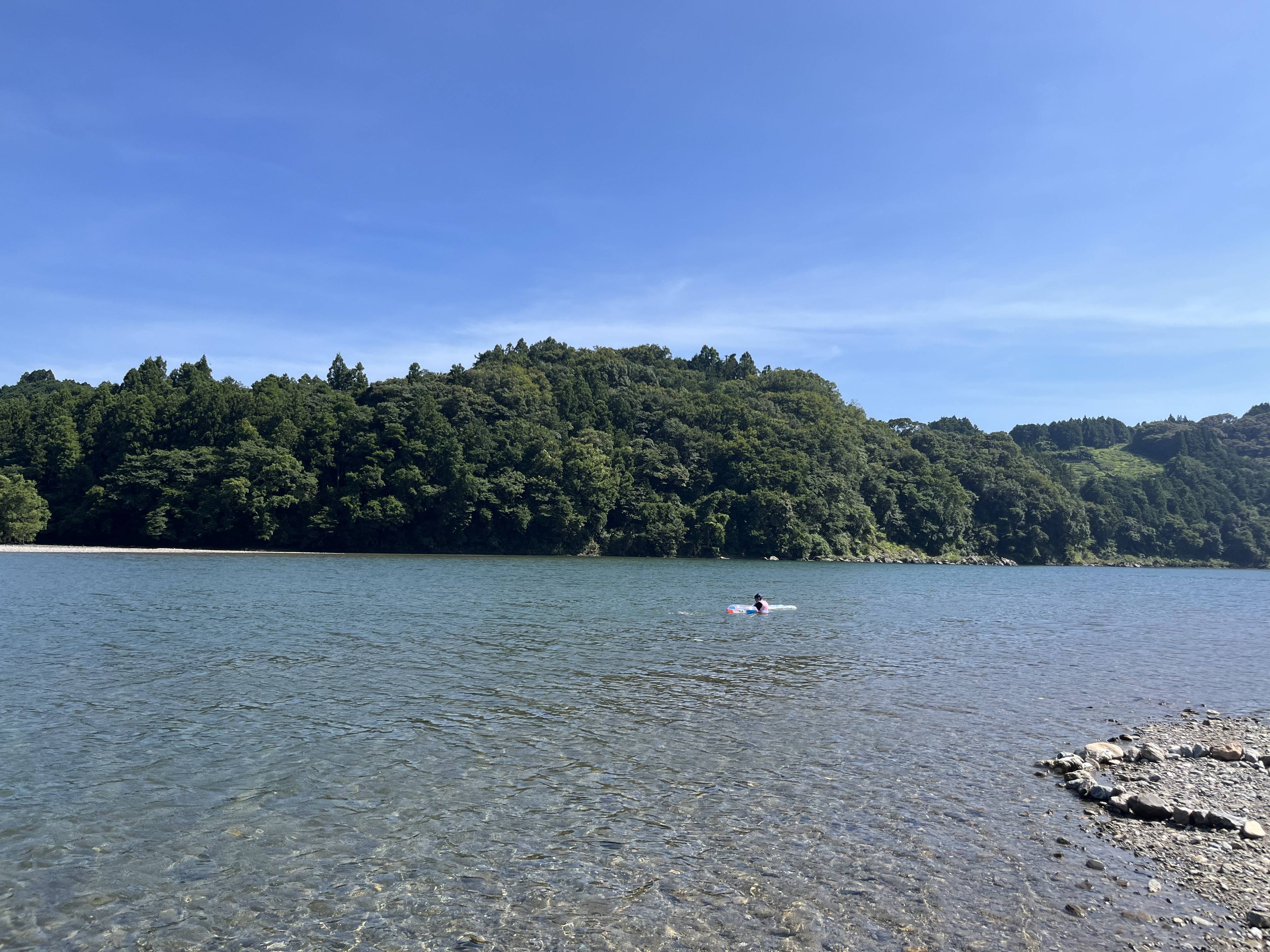 川遊び～