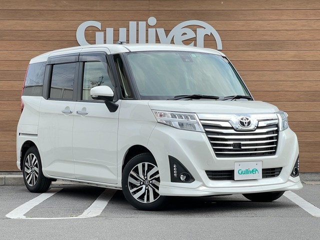 トヨタ　ルーミー！４WD！両側パワスラ！シートヒーター！