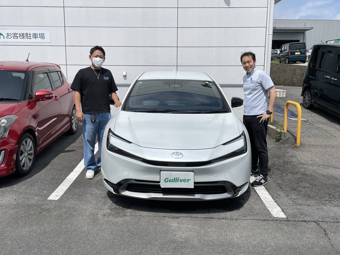 ☆★トヨタ　プリウス　Z　ご納車★☆