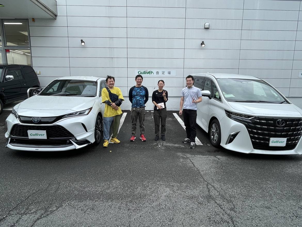 ☆★トヨタ　ハリアーPHEV　ご納車★☆