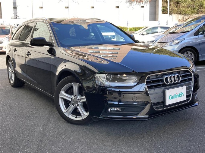 【他店入荷情報】 '14 アウディ Ａ４ アバント ２．０ ＴＦＳＩ（ディーラー車）