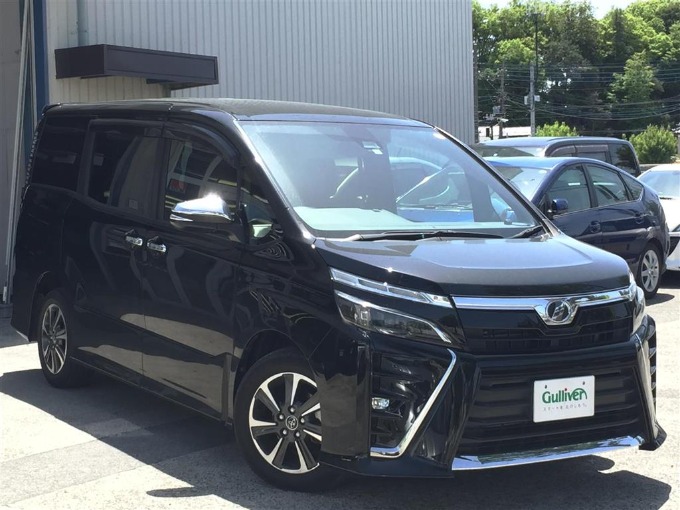 【入荷情報】 H30 トヨタ ヴォクシー ＺＳ 煌