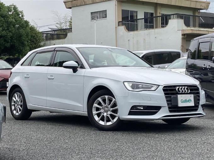【入荷情報】 '13 アウディ Ａ３ スポーツバック １．４ ＴＦＳＩ（ディーラー車）
