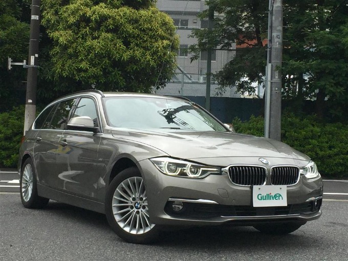 【他店入荷情報】 '17 ＢＭＷ ３２０ｄ ツーリング ラグジュアリー（ディーラー車）