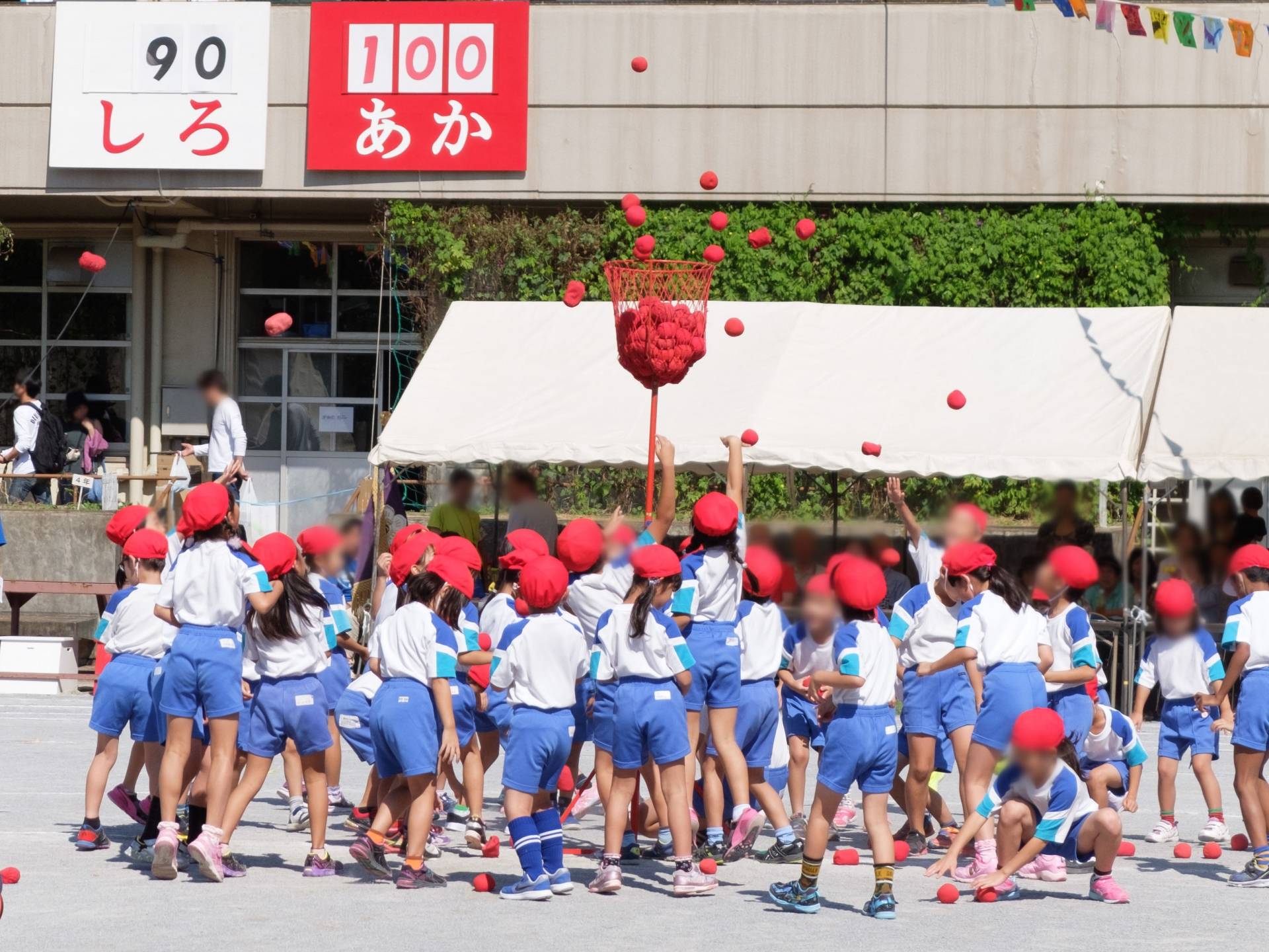 家族で楽しめる！秋の紅葉狩りにおすすめのファミリーカー5選