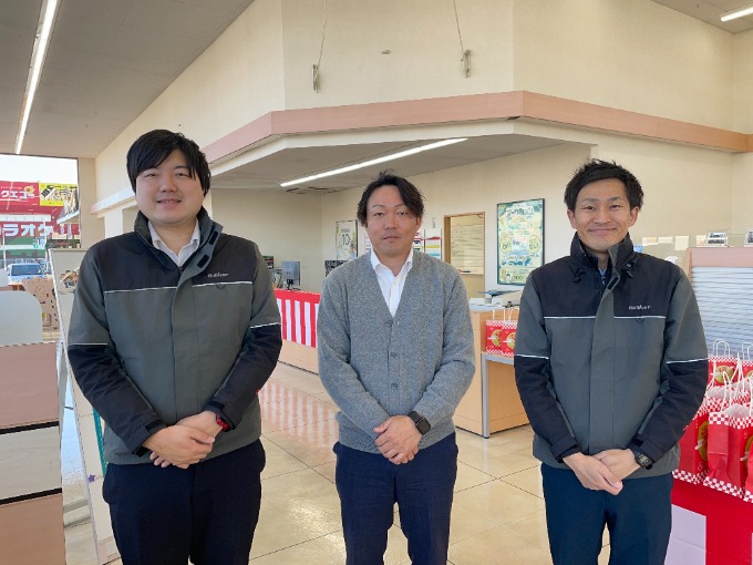 本日も元気に営業中！小山市　中古車販売　車査定　ガリバー01