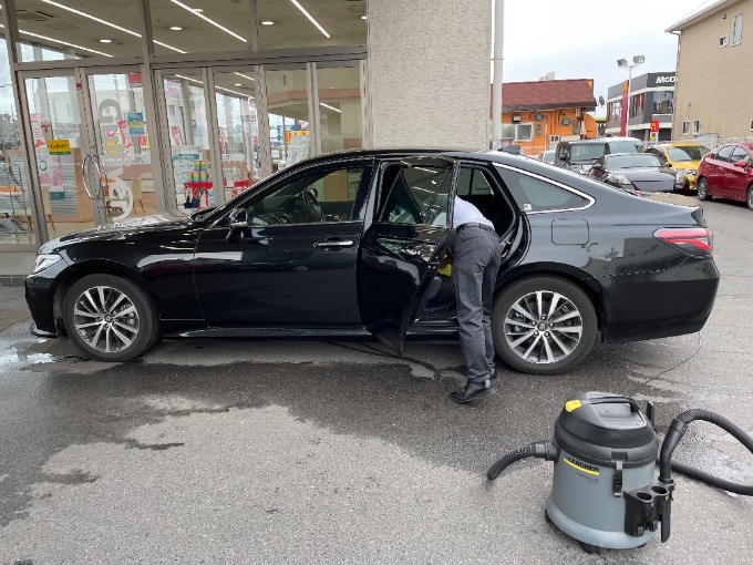 風が強い日は掃除も楽しい!？03