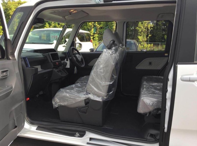 令和3年式 タント L入荷しました！！04