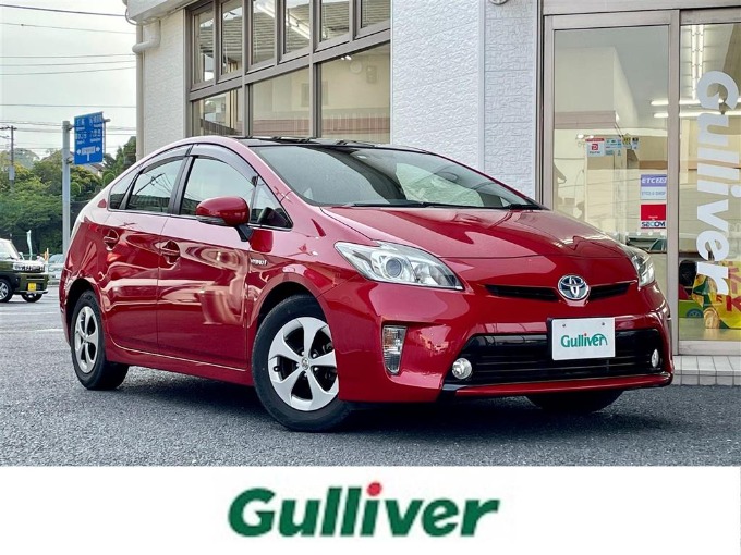 中古車入荷情報！！ H26 トヨタ プリウス Ｇ