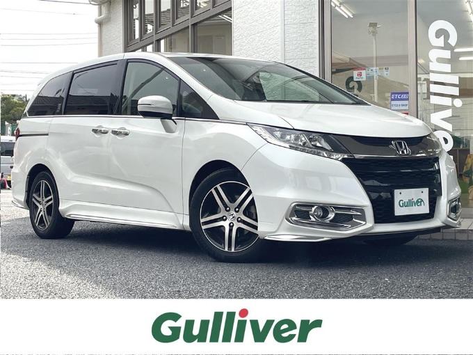 中古車入荷情報！！H27 ホンダ オデッセイ アブソルート 20thアニバーサリー