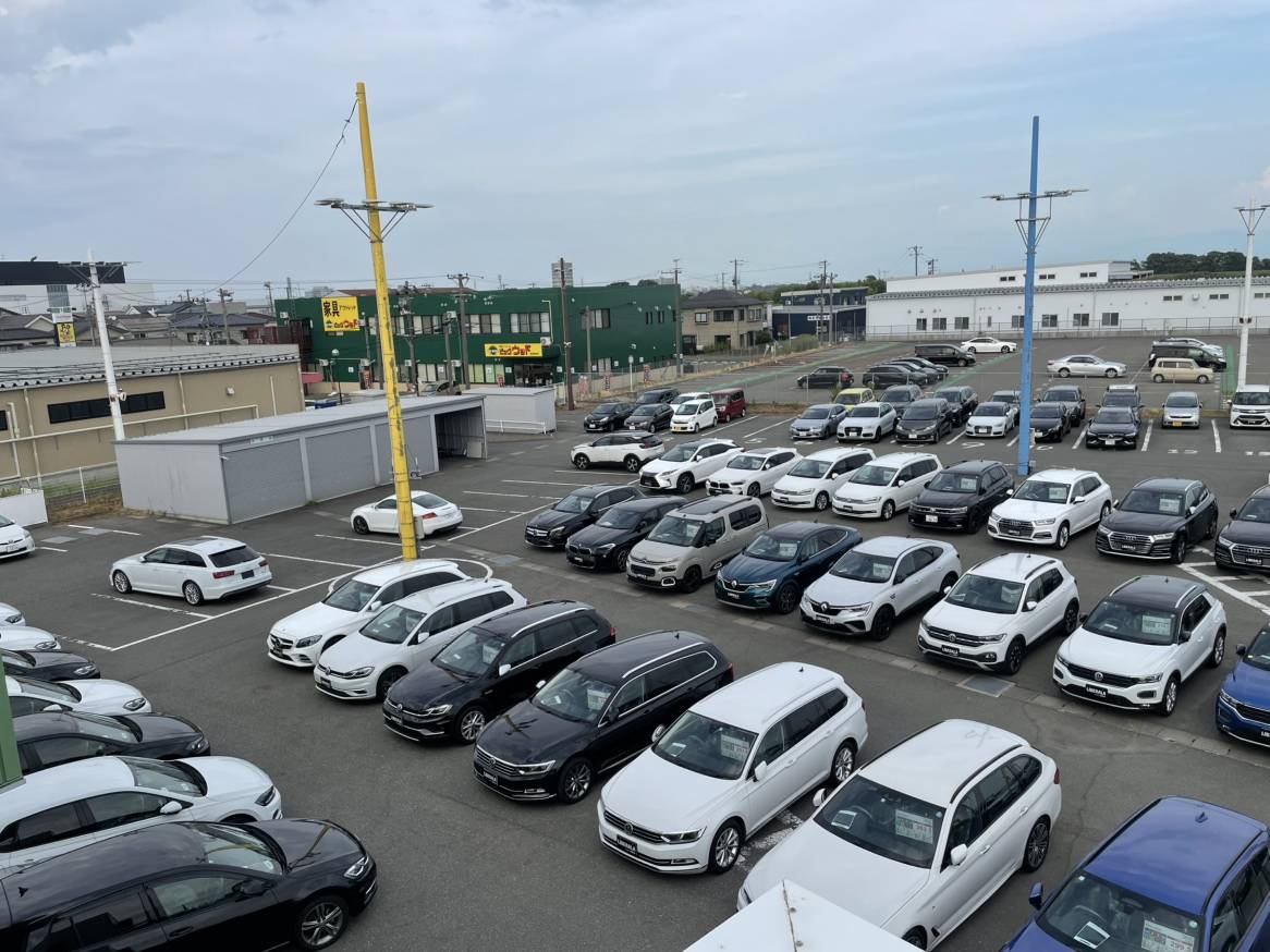 リベラーラ新潟店、在庫台数約130台ございます。01