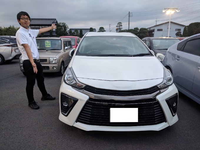 プリウスアルファのG.S入荷しました！！