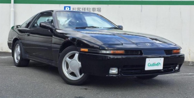 他店入荷情報　トヨタ　スープラ