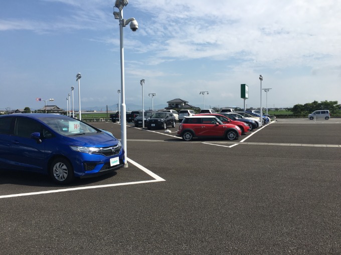 皆さま、こんにちは。