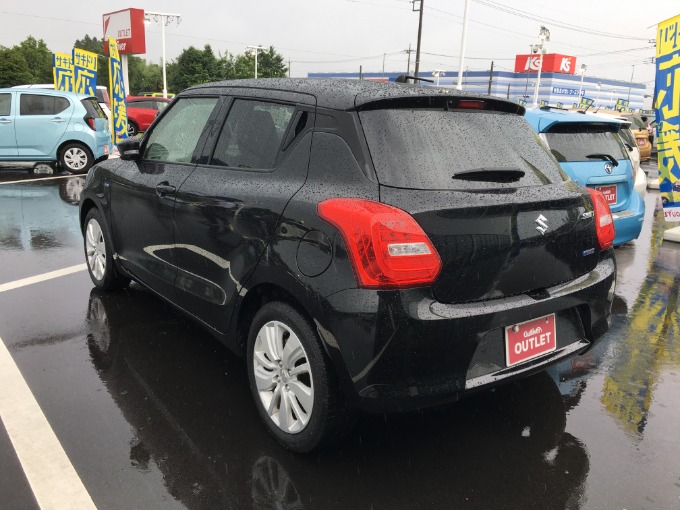 最新入荷車両のスイフトのご紹介！！03