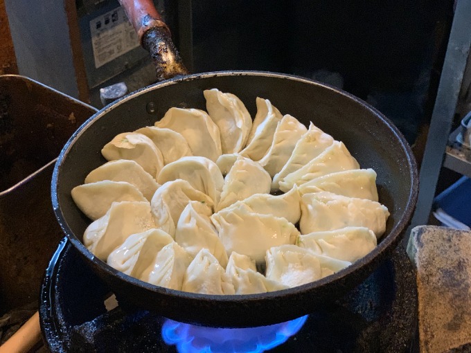 餃子食べてきました！ ☆★☆ガリバー札幌清田店☆★☆02