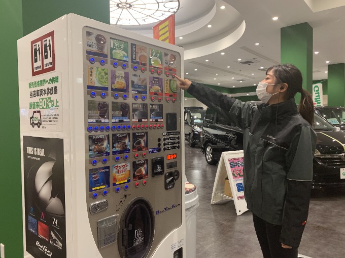 ガリバー広島吉島店では無料でジュースが飲める！？！？！？！？【中古車・登録済み未使用車】SUV・ミニバン