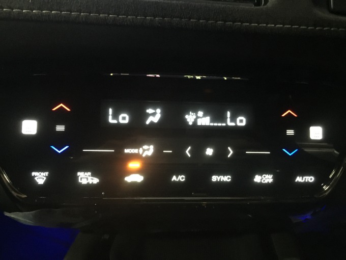 ☆☆　オススメの車　☆☆【中古車・登録済未使用車】SUV・ミニバン】03