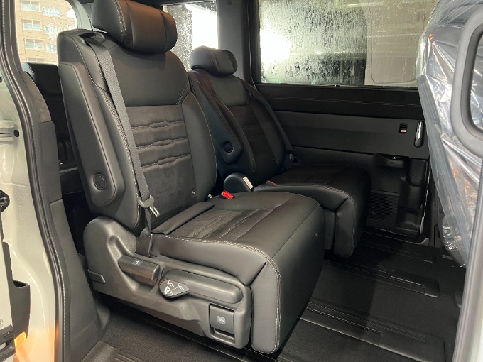 ☆☆　オススメの車　☆☆【中古車・登録済未使用車】SUV・ミニバン】03