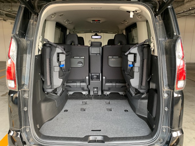 ☆オススメ車両のご紹介☆中古車・登録済み未使用車【SUV・ミニバン】10