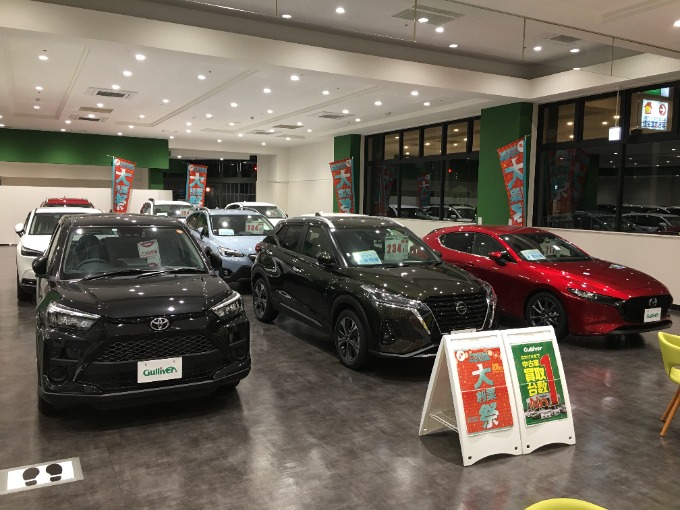 ☆展示場のご紹介☆中古車・登録済み未使用車【SUV・ミニバン】02