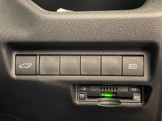 ☆オススメ車両のご紹介☆中古車・登録済み未使用車【SUV・ミニバン】05