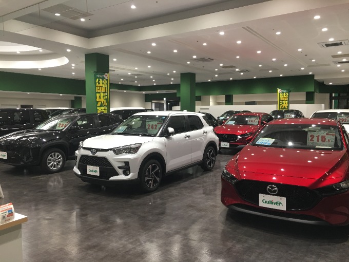 ☆展示場のご紹介☆中古車・登録済み未使用車【SUV・ミニバン】02