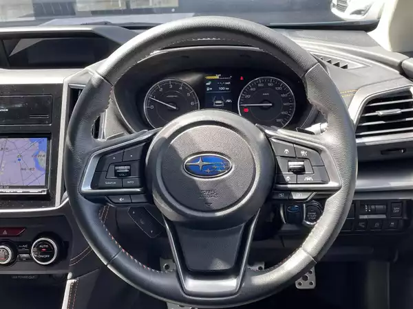 ピックアップ車両!スバル インプレッサ XV 2.0i-S アイサイト03