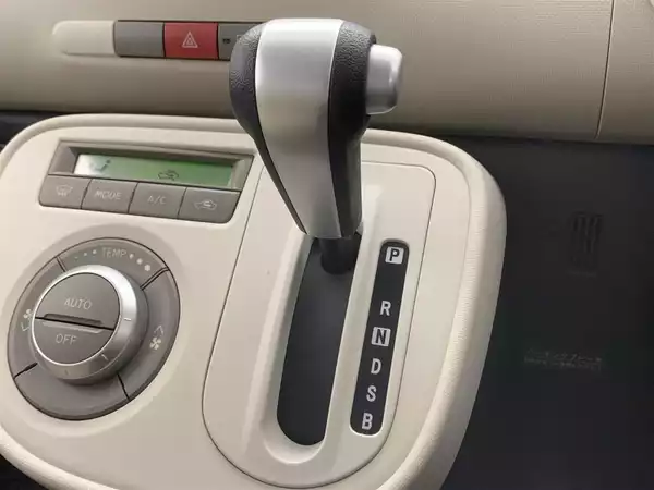 ダイハツ ミラ ココア プラスX04